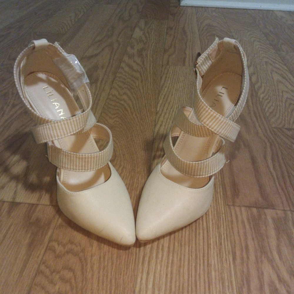 Heel - Picture 2 of 7